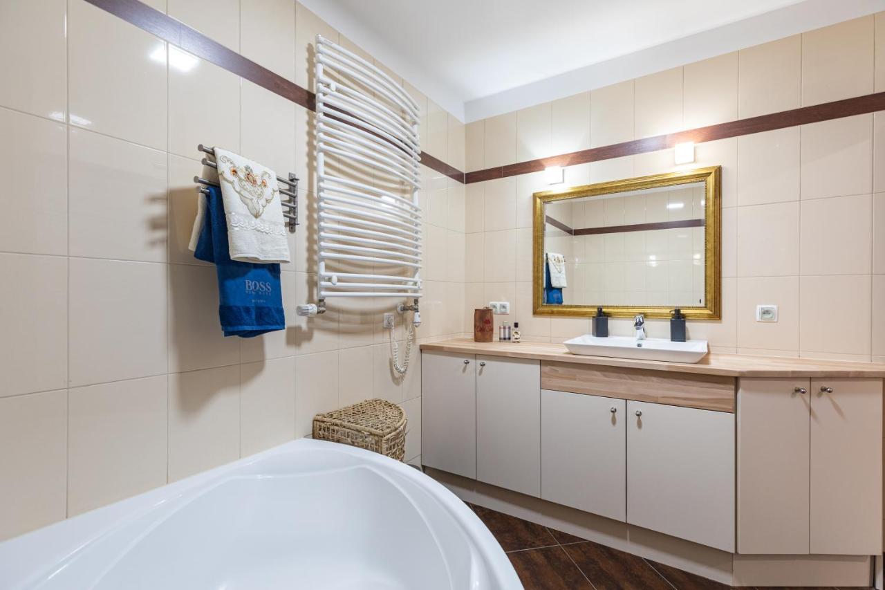 דירות ורשה Superapart Wilanowska 7, "Pet-Friendly With Elevator & Parking" מראה חיצוני תמונה